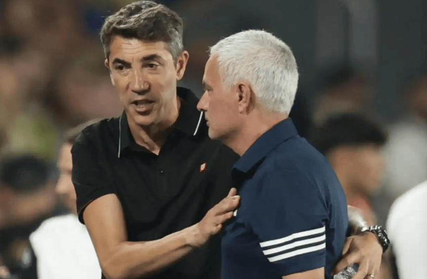 欧冠3连败！穆里尼奥遭背弃，球队0-1落后，球迷们第76分钟就退场！